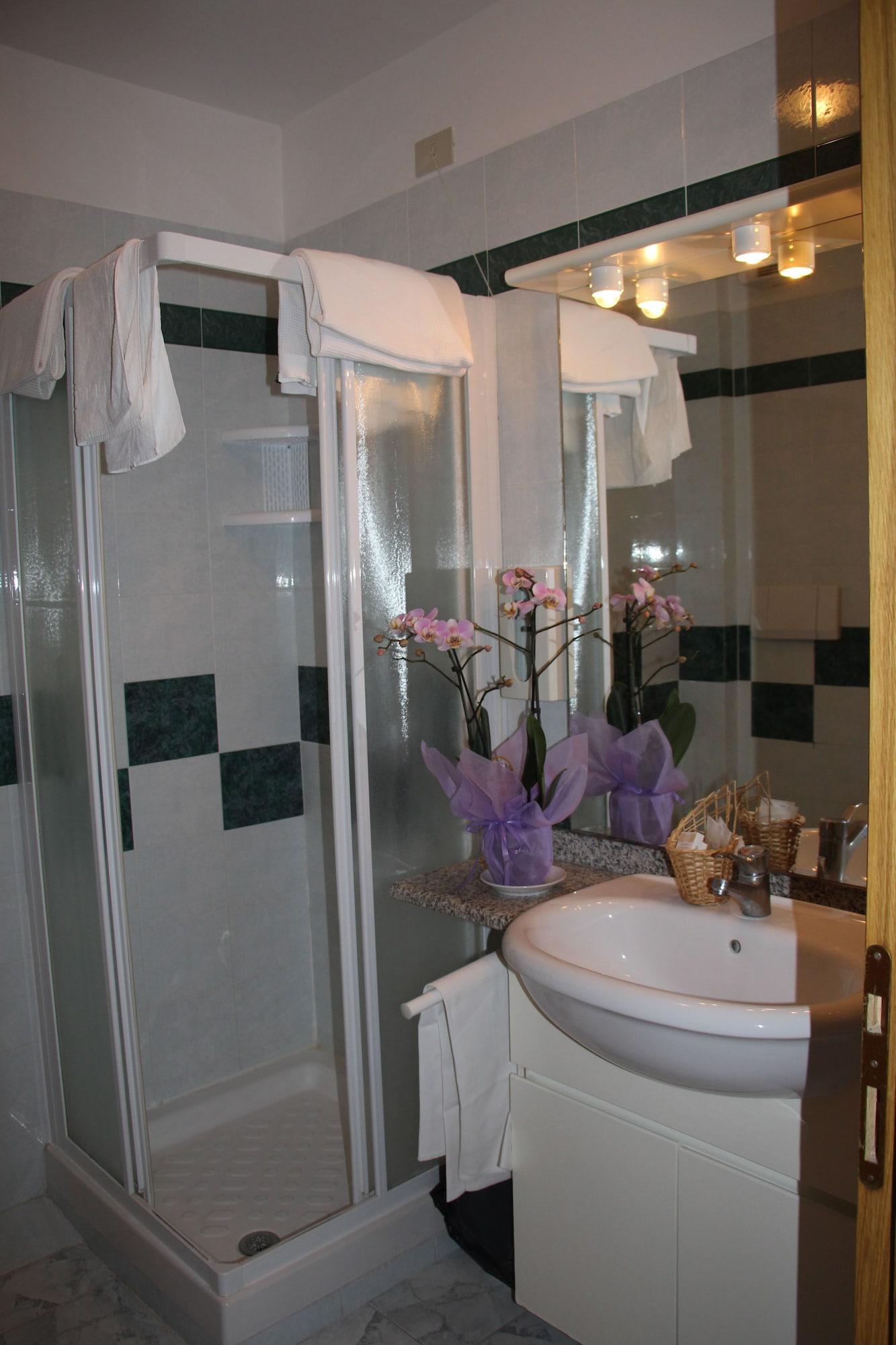 Hotel Orso Bianco Пескасероли Екстериор снимка