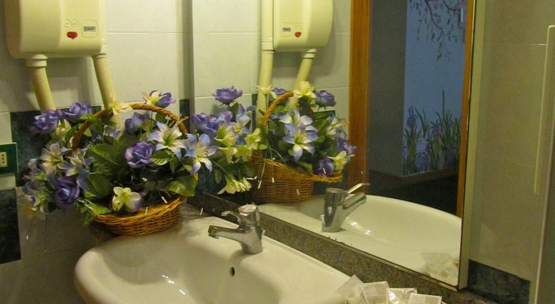 Hotel Orso Bianco Пескасероли Екстериор снимка