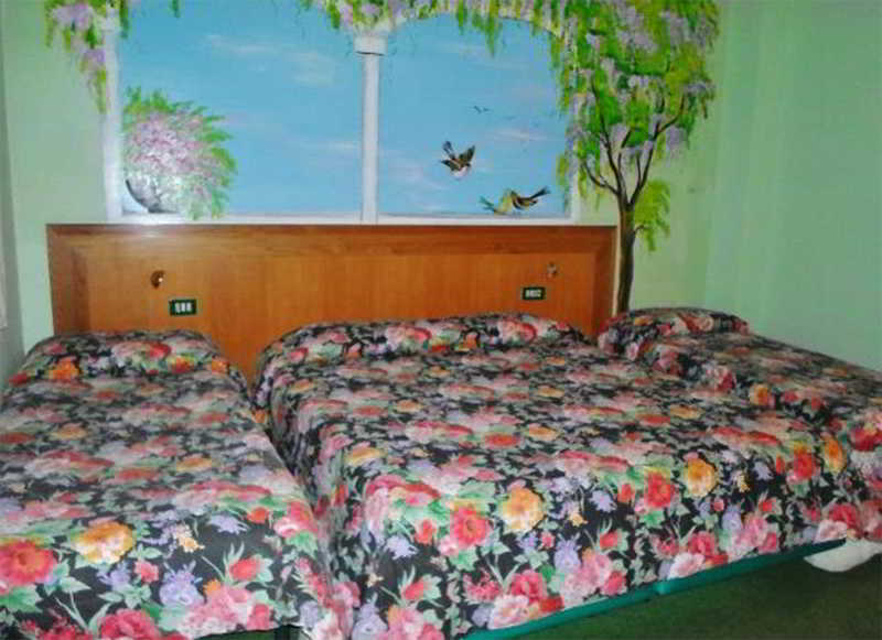 Hotel Orso Bianco Пескасероли Екстериор снимка