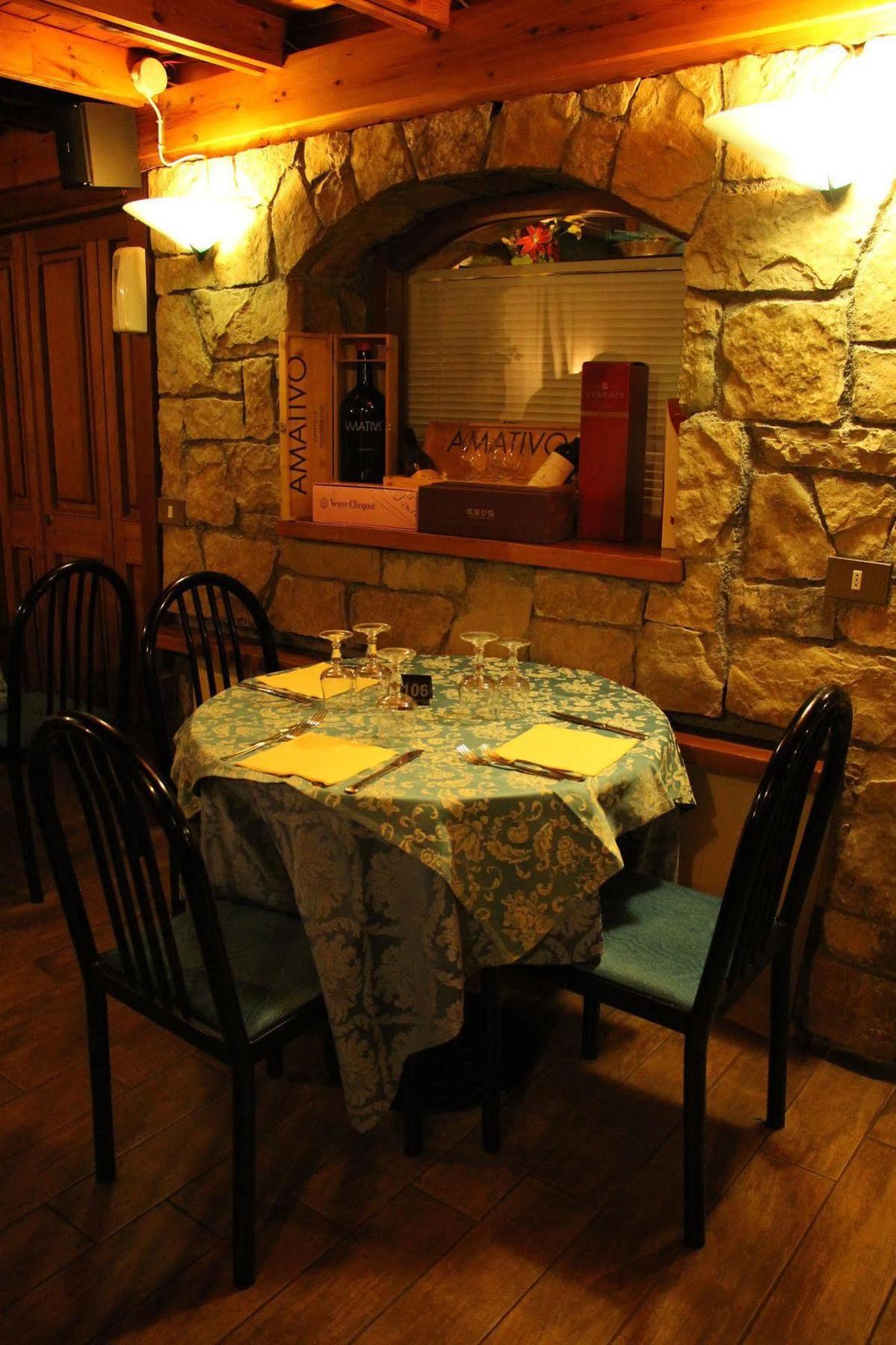 Hotel Orso Bianco Пескасероли Екстериор снимка